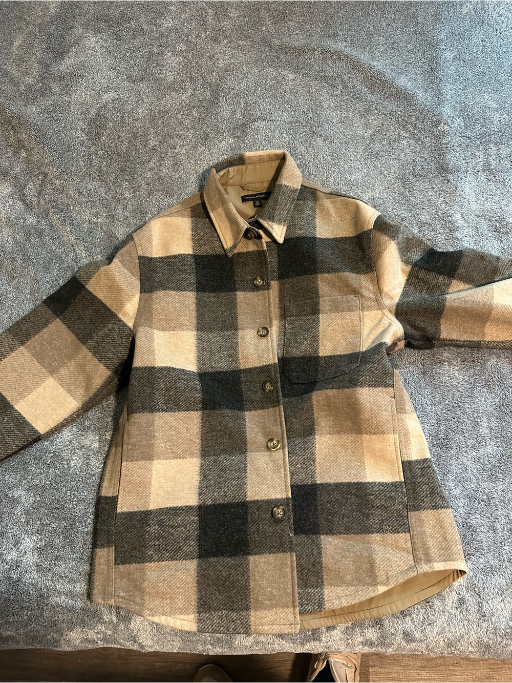 Banana Republic Plaid Utility Shacket in Beige and Black